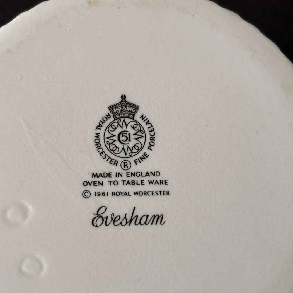 Royal Worcester Evesham Porcelain Ramekins Set 4 Berries Olives 3.25